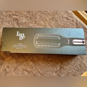 New L’ange hairbrush straightener black